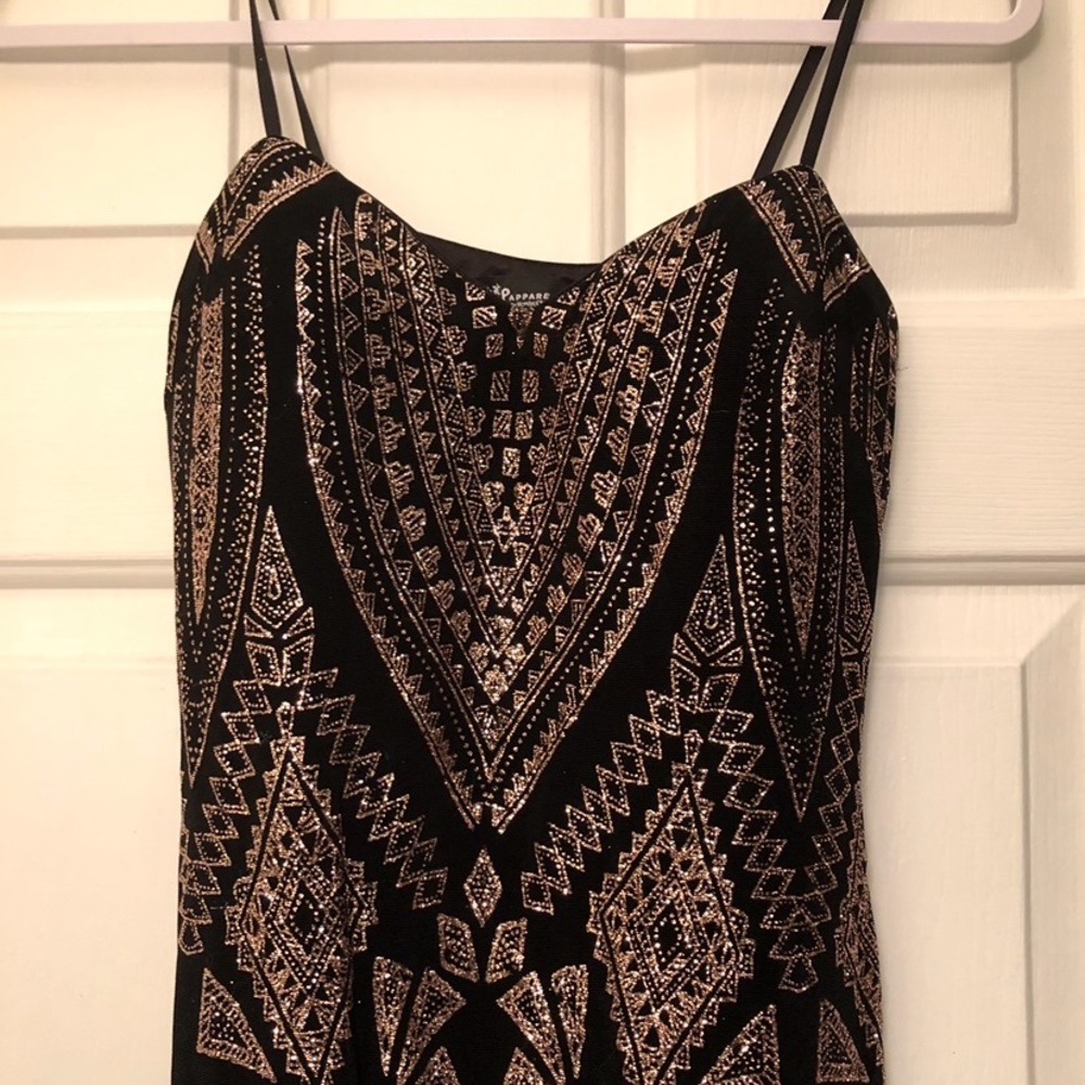 Dillards gown - S - Black & Gold - Long - Stretchy/Comfortable